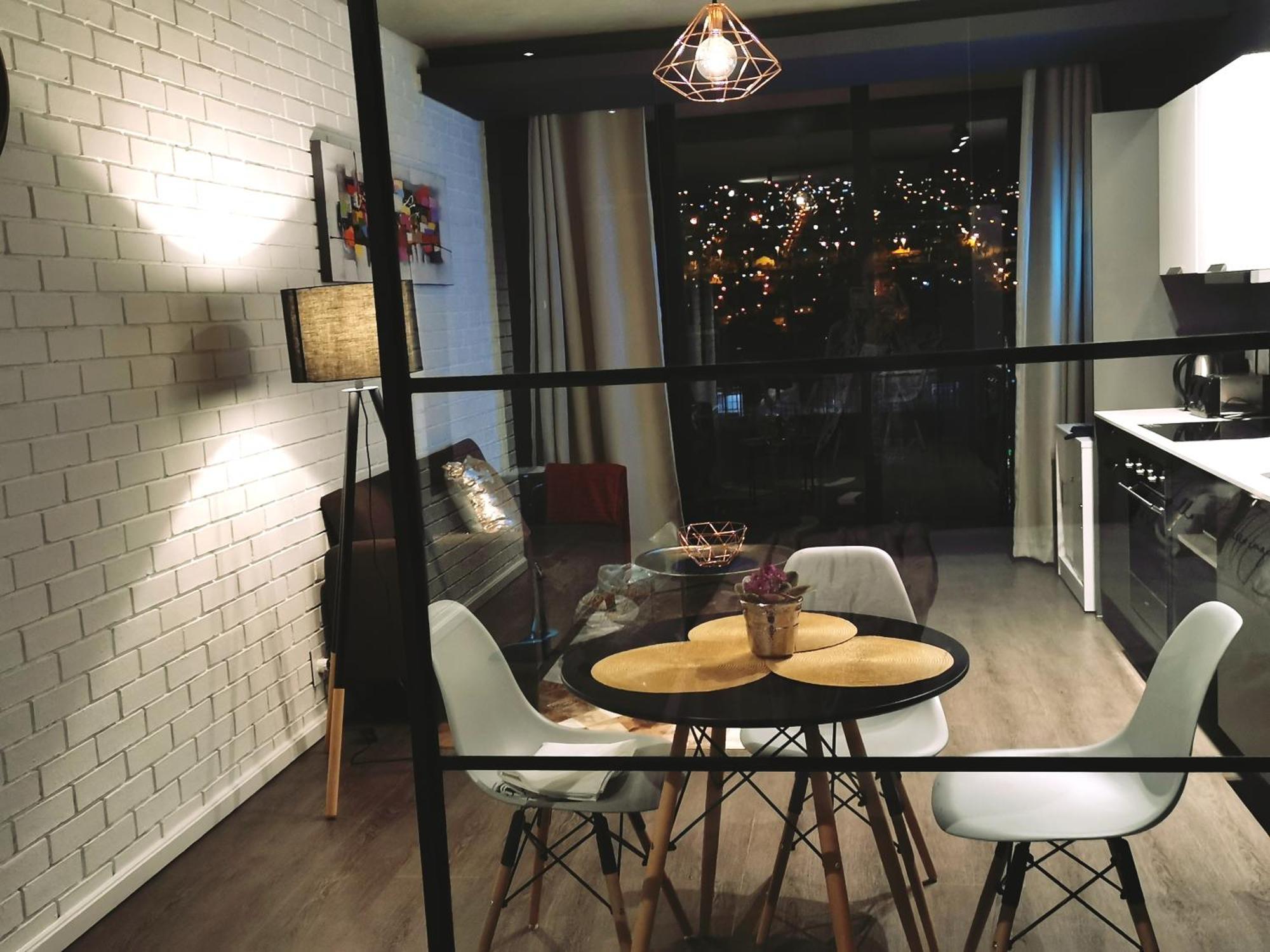 Modern Apartments เคปทาวน์ ภายนอก รูปภาพ